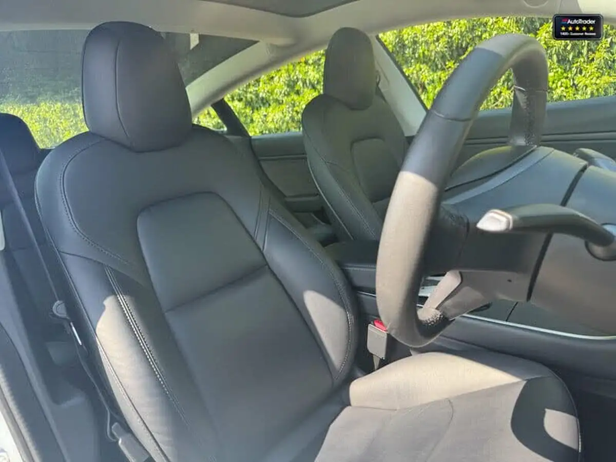 2020-tesla-model-3-e-long-range-big-9