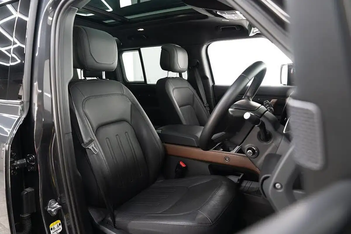 2022-land-rover-110-defender-30-p400-x-big-6