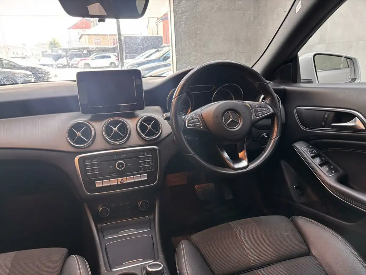 2018-mercedes-benz-cla-16-cla-180-sport-coupe-4d-7g-dct-big-28