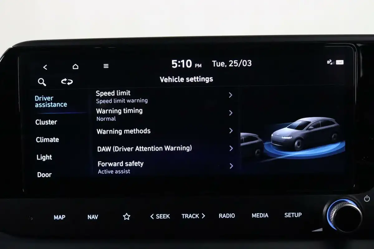 2024-hyundai-i20-10-t-gdi-n-line-dct-big-38
