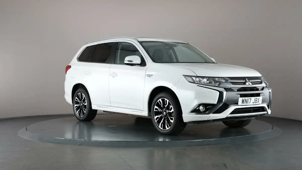2017-mitsubishi-outlander-20-4hs-phev-5st-big-50