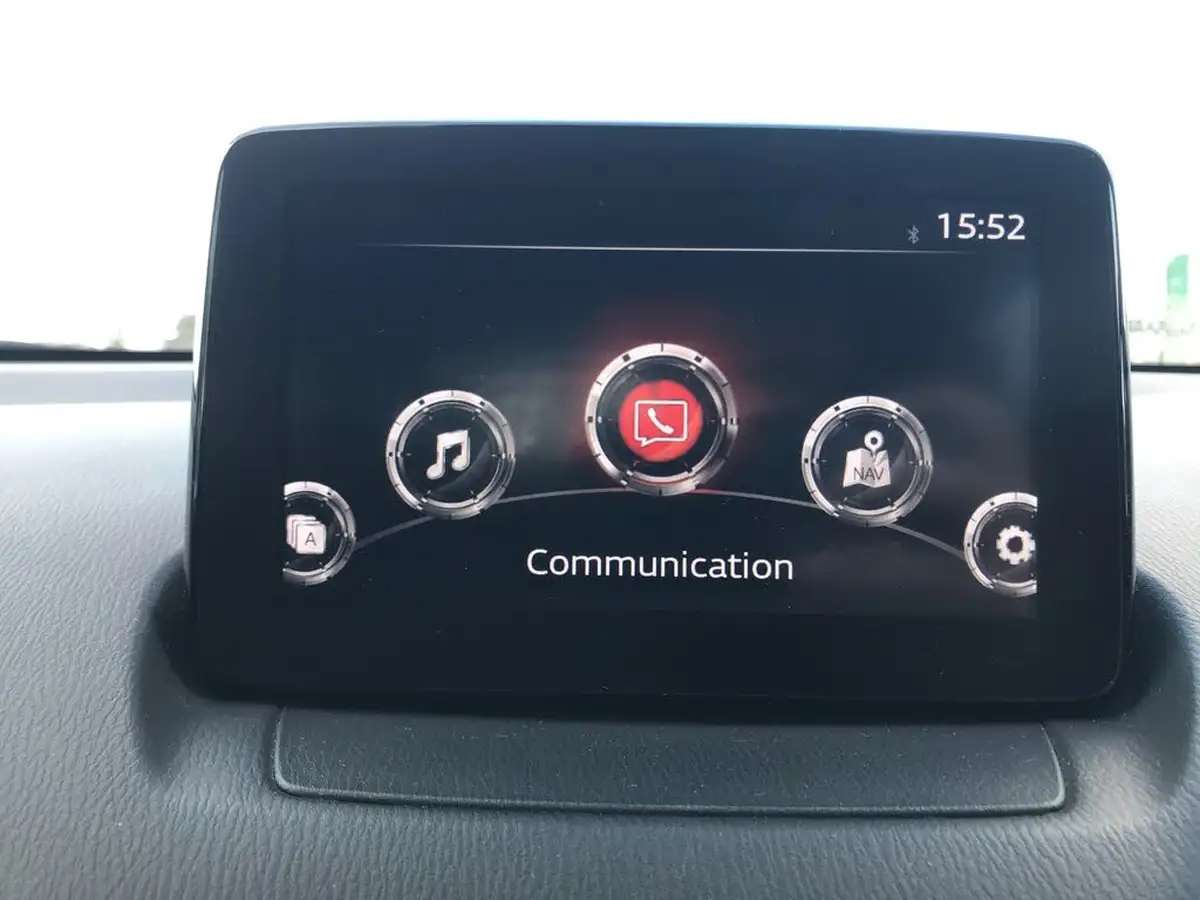 2019-mazda-mazda2-15-sport-nav-big-15