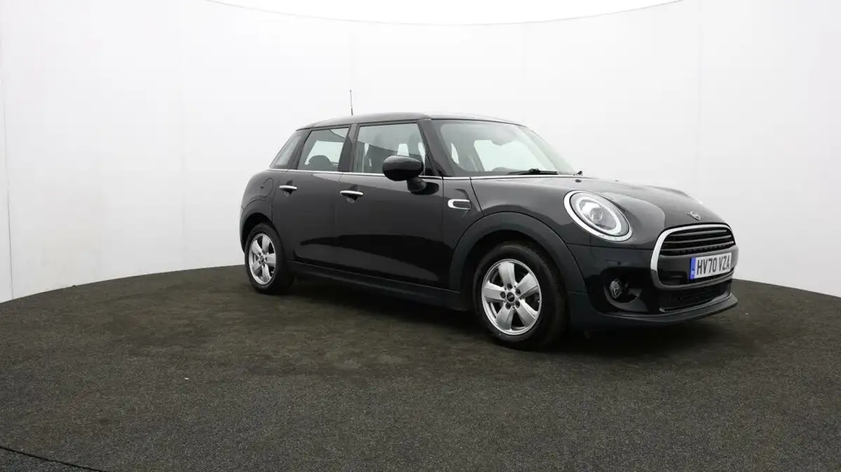 2020-mini-countryman-15-cooper-classic-big-36