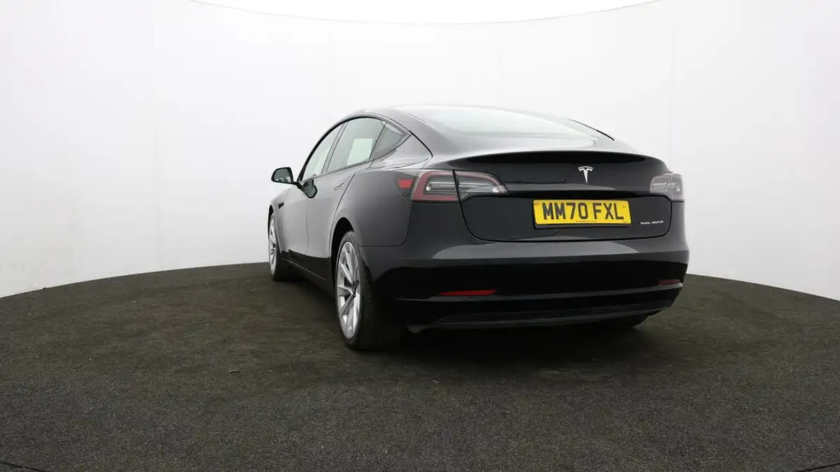 2021-tesla-model-3-e-long-range-4x4-big-73