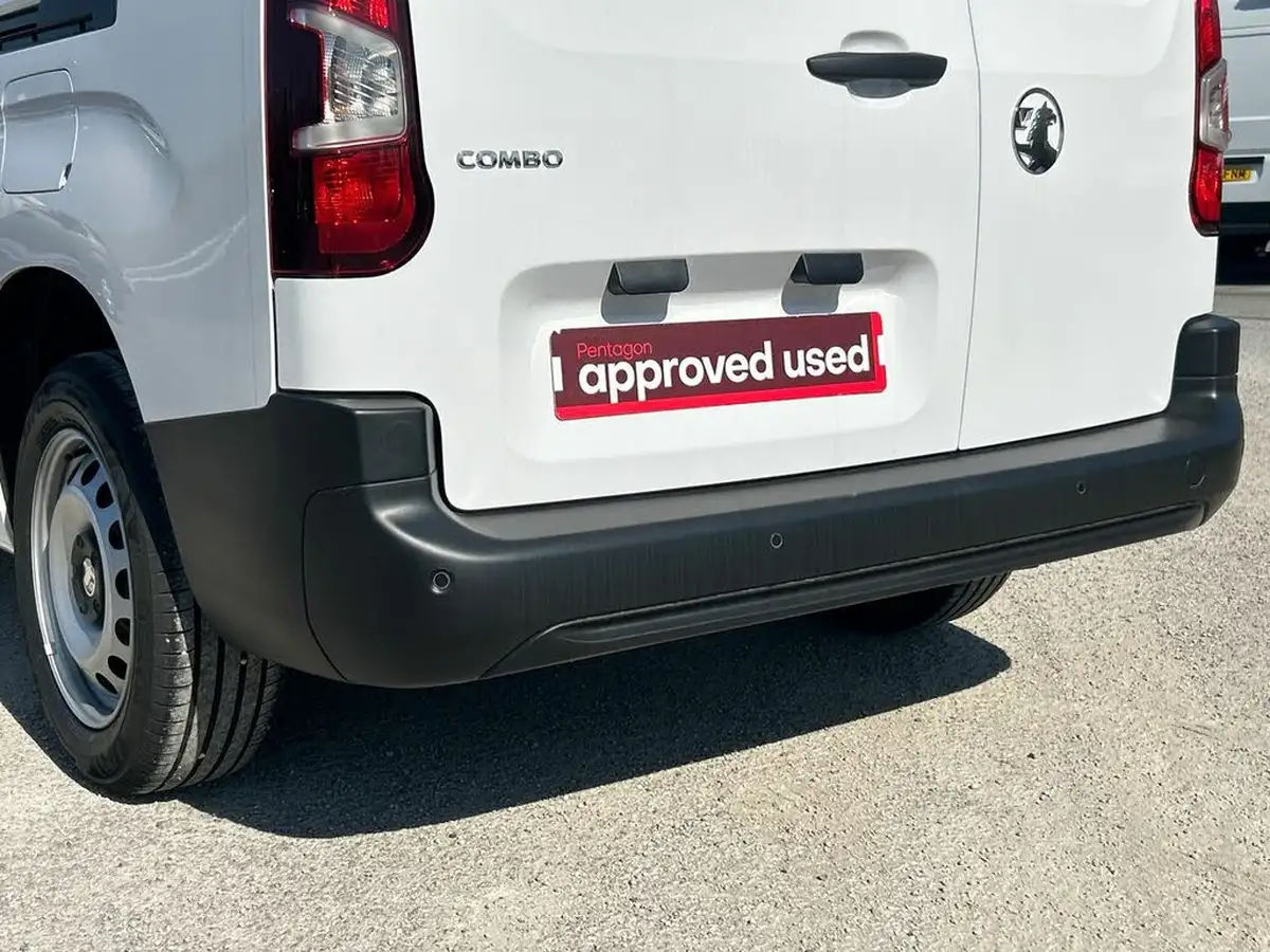 2025-vauxhall-combo-15cdti-prime-xl-100pseu6d-crew-big-16