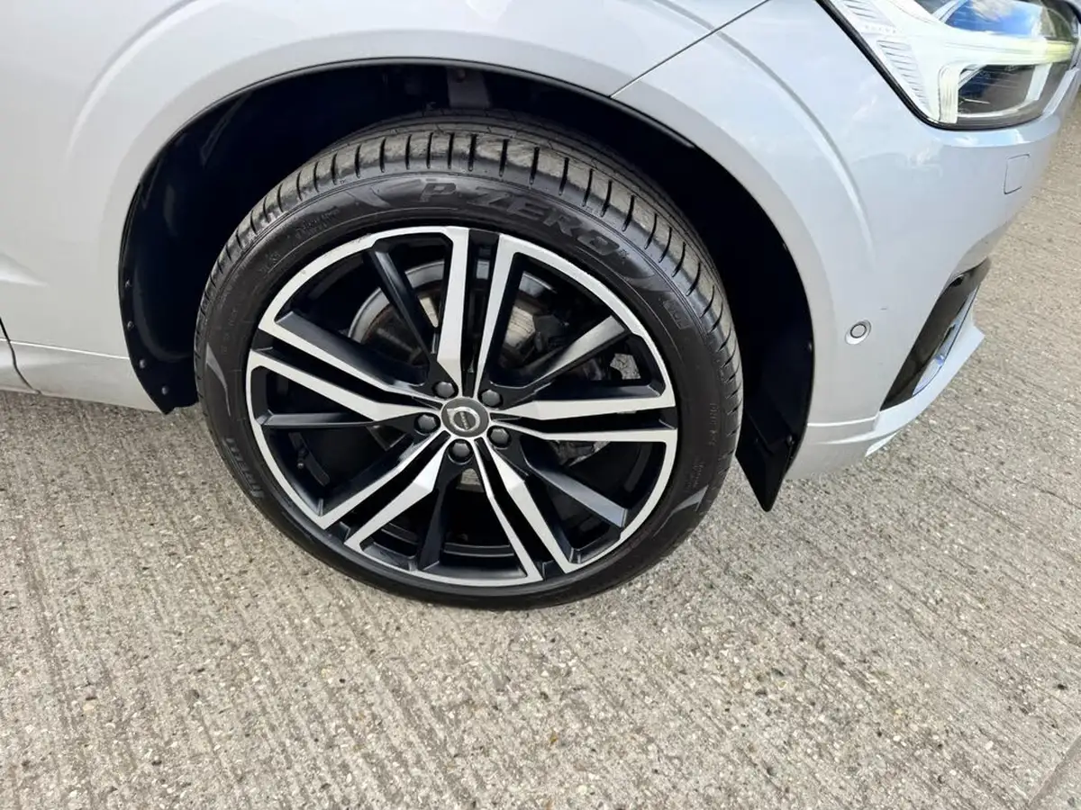 2019-volvo-xc60-20-t8-r-design-pro-big-13