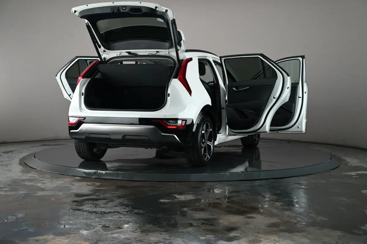 2024-kia-niro-16-gdi-139bhp-hev-132kwh-big-52