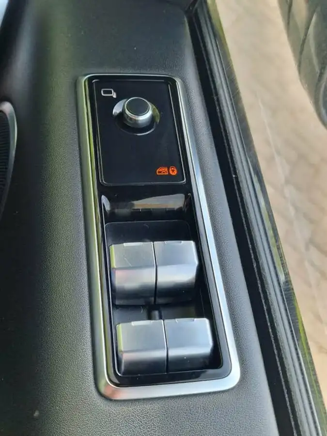 2018-land-rover-range-rover-sport-20-p400e-hse-dynamic-big-35