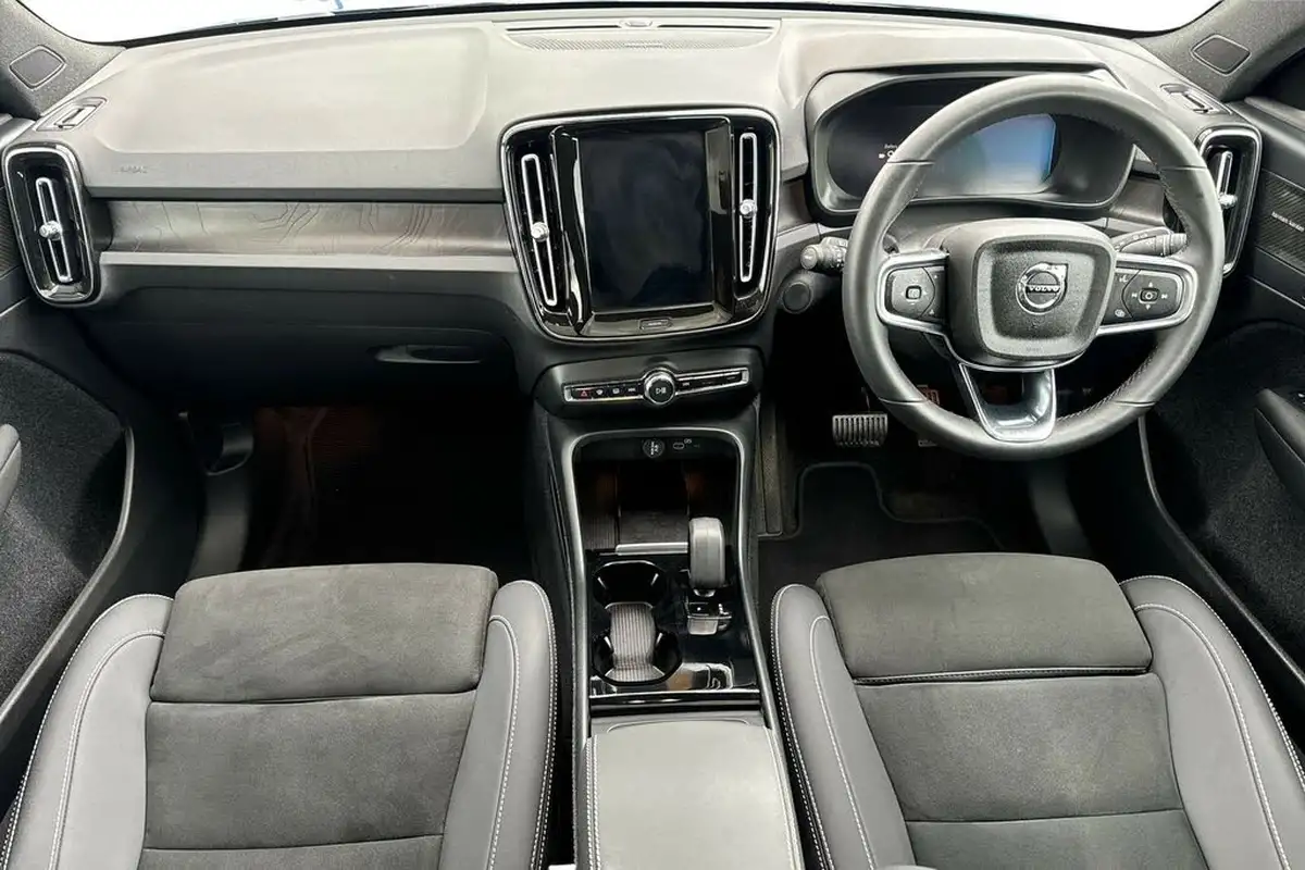 2023-volvo-c40-e-recharge-ultimate-228bhp-big-5