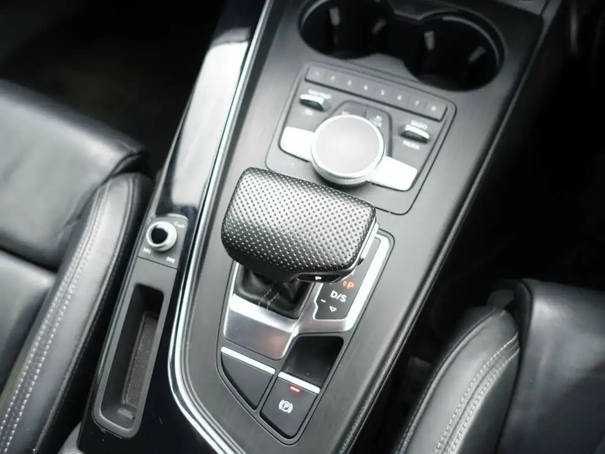 2018-audi-a4-avant-20-tdi-quattro-black-edition-big-28