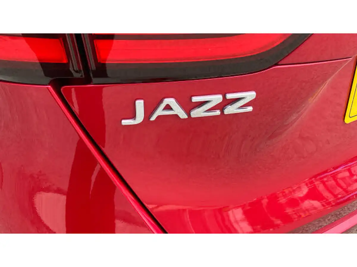2022-honda-jazz-15-i-mmd-ex-107ps-big-25