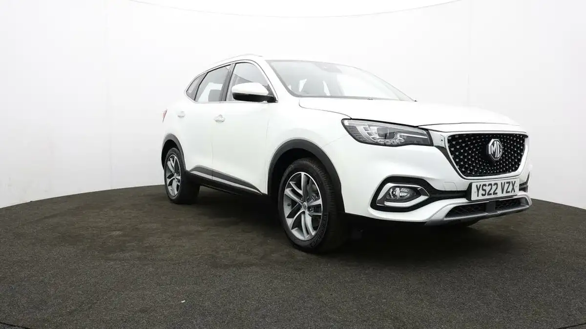 2022-mg-hs-15t-gdi-exclusive-162ps-dct-big-40
