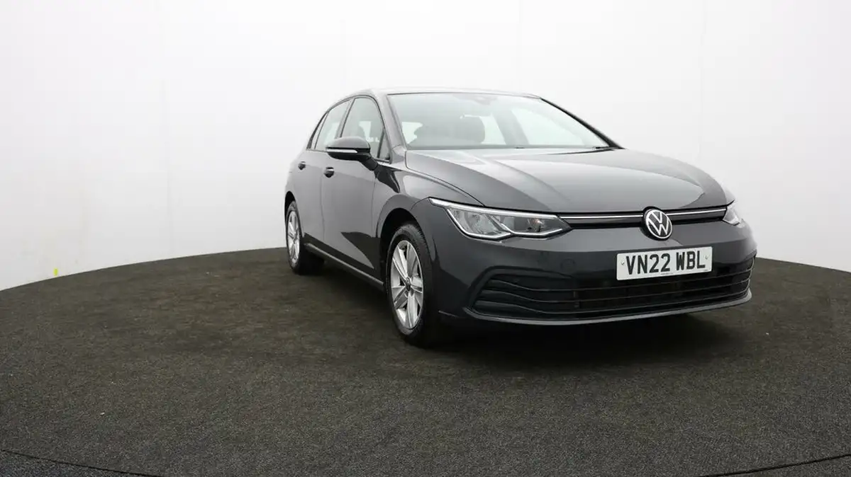 2022-volkswagen-golf-15-tsi-life-130ps-hatchback-big-41