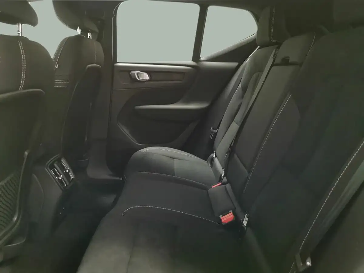 2023-volvo-xc40-e-twin-recharge-plus-big-27