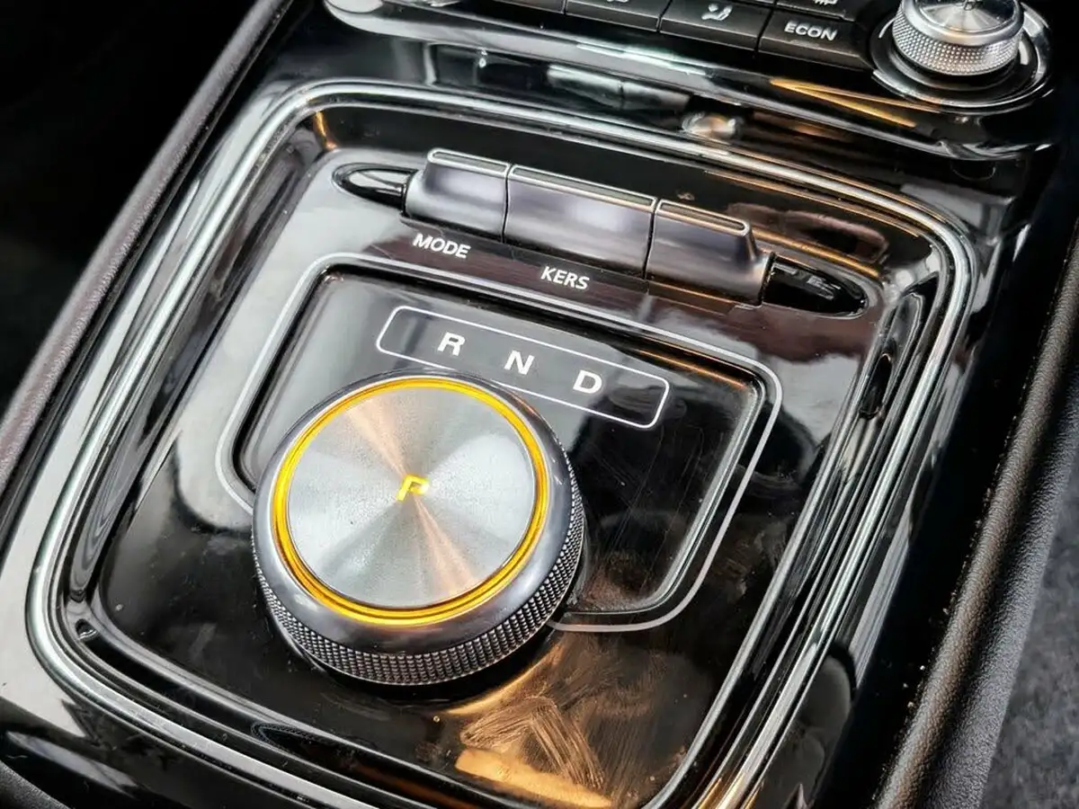 2022-mg-mg5-e-exclusive-ev-long-range-big-19