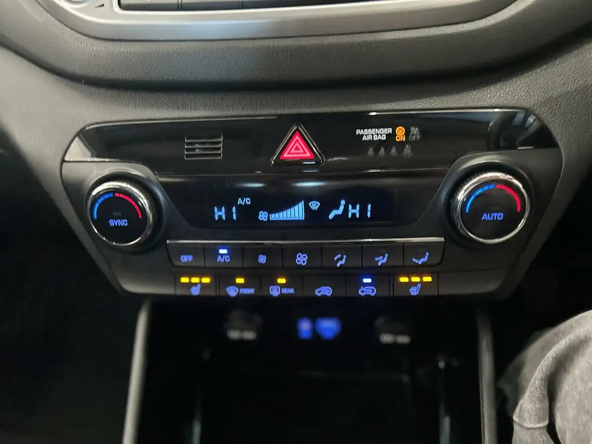 2018-hyundai-tucson-17crdi-blue-drive-se-116ps-big-31