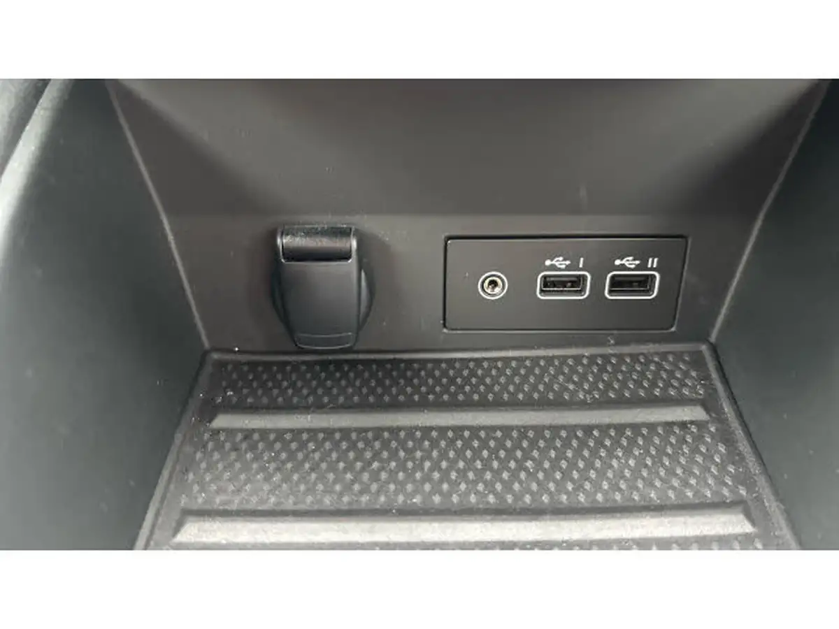 2023-renault-captur-16-e-tech-engineered-145ps-full-big-28