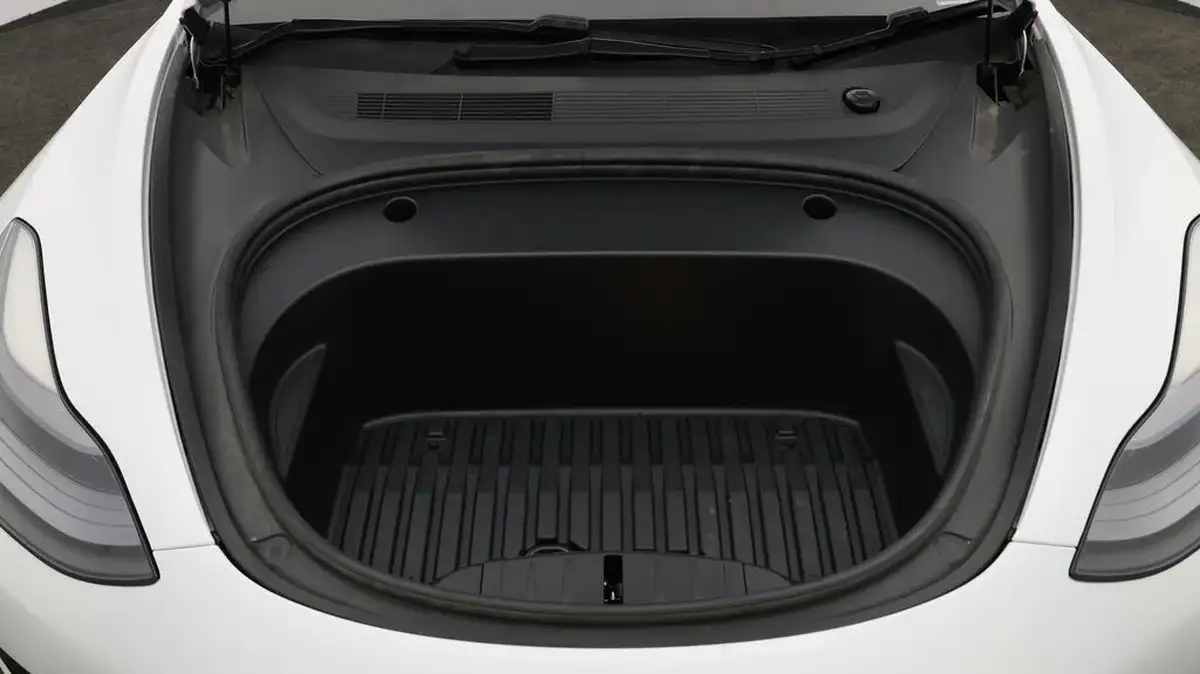 2021-tesla-model-3-e-standard-plus-big-18