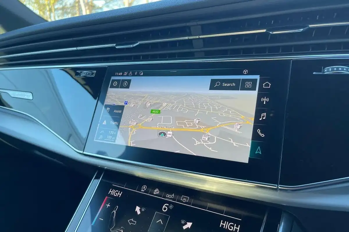 2020-audi-sq7-40tdi-big-11