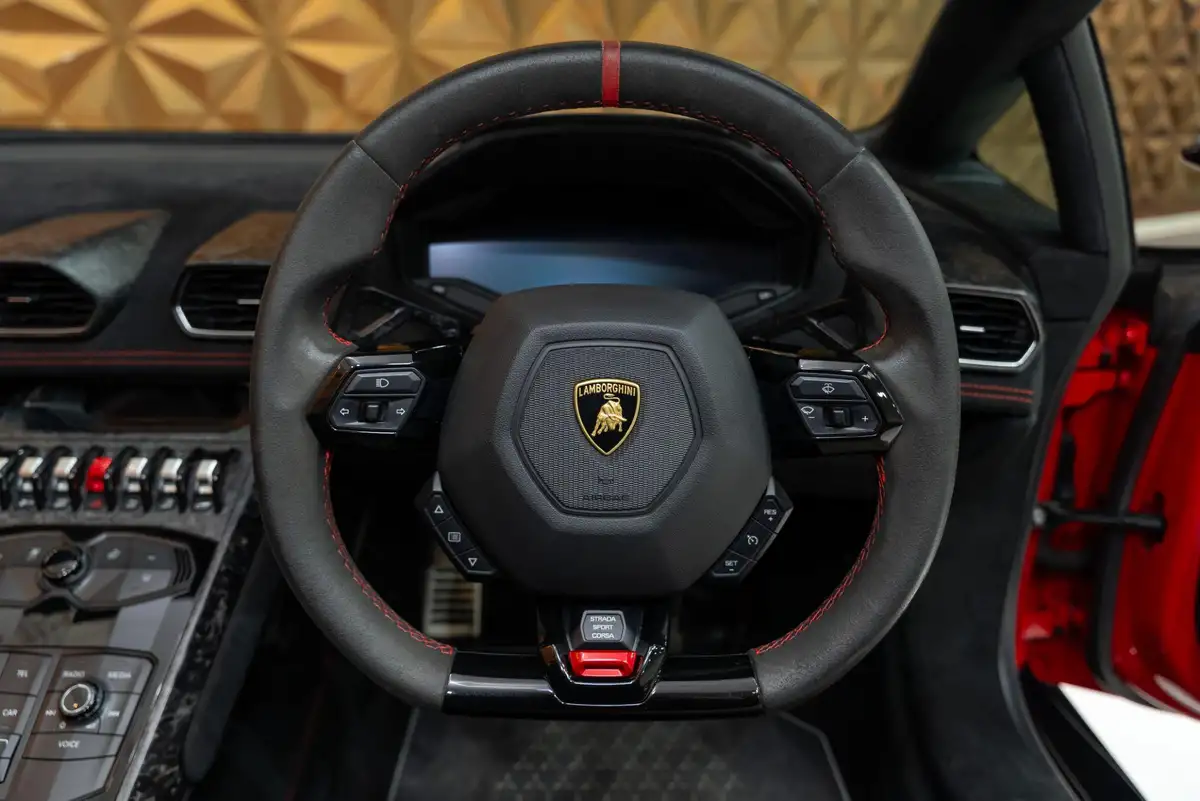 2018-lamborghini-huracan-52-performante-spyder-big-21
