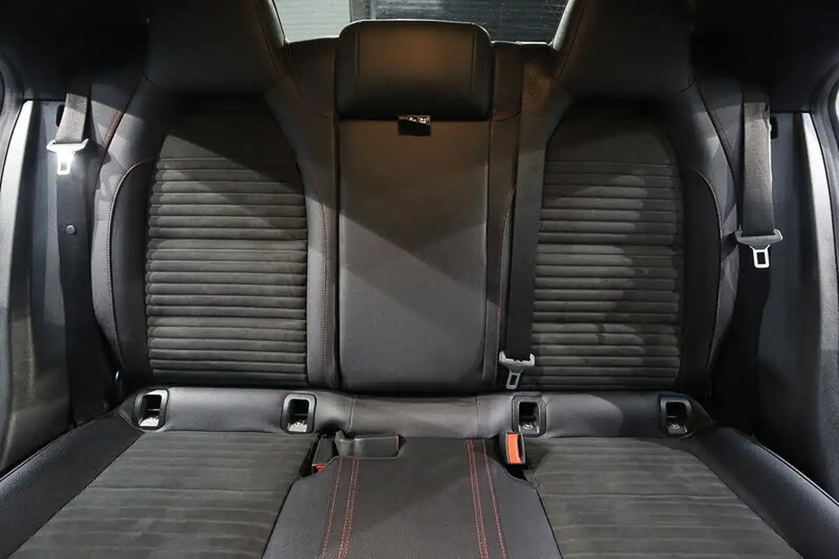 2019-mercedes-benz-cla-21d-cla-220d-amg-line-night-edition-170ps-ss-coupe-4d-4matic-big-24