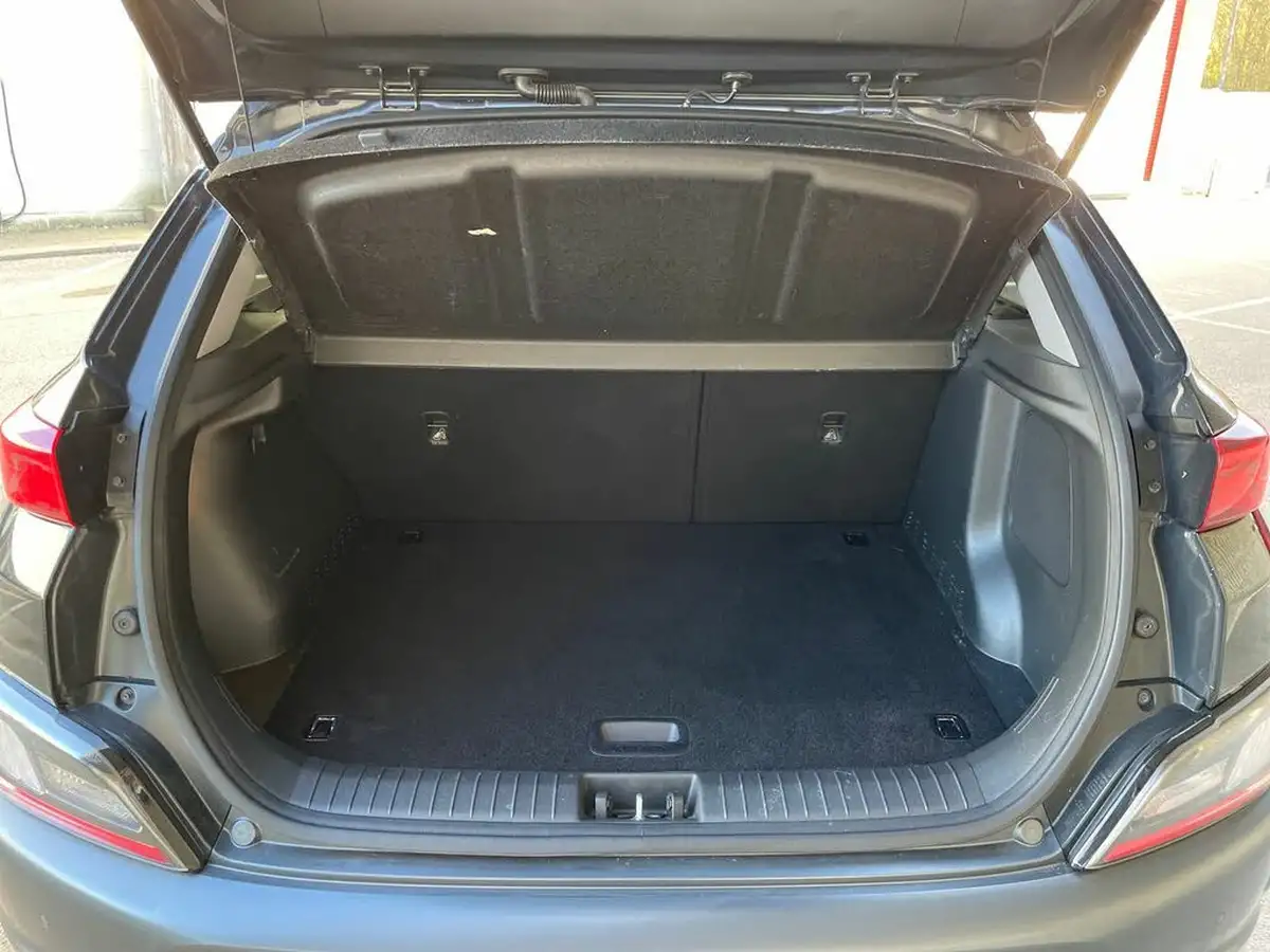 2022-hyundai-kona-16-gdi-premium-big-9