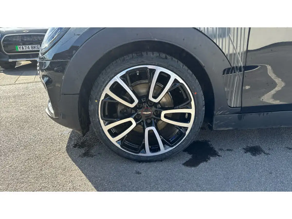 2021-mini-clubman-20-cooper-s-shadow-edition-big-28
