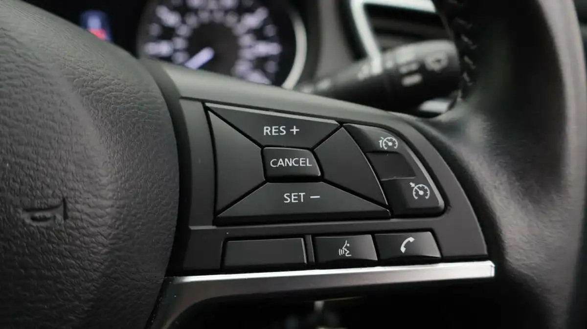 2019-nissan-qashqai-15dci-acenta-premium-heat-pack-big-25