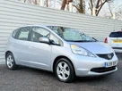 2009-honda-jazz-14-es-t-small-4