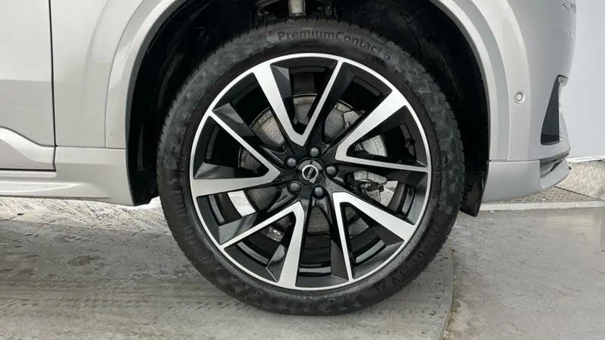 2024-volvo-xc90-20-b5-plus-big-4