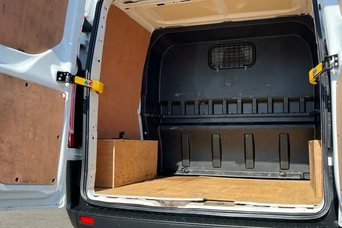 2022-ford-transit-custom-20tdci-300-l1h1-leader-105pseu6dt-double-cab-in-van-big-3