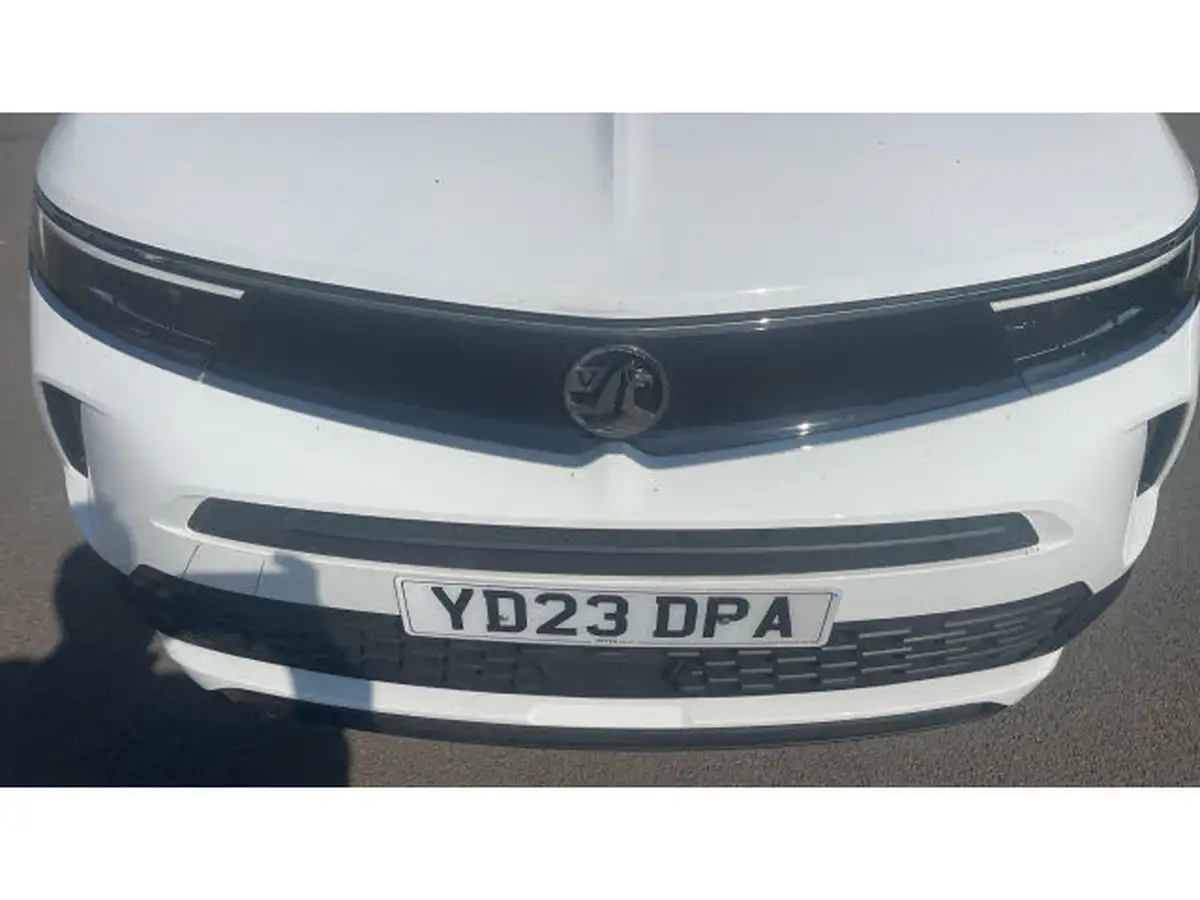 2023-vauxhall-mokka-12-design-136ps-big-40