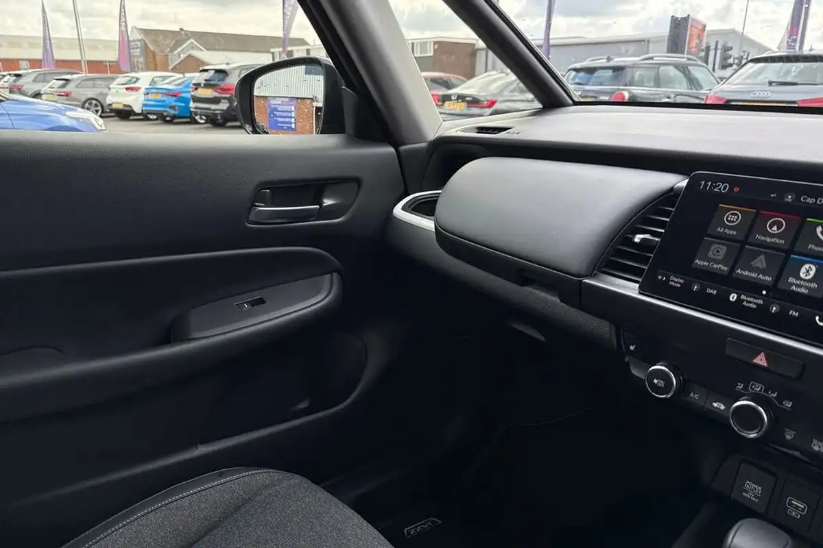 2024-honda-jazz-15-i-mmd-advance-big-36