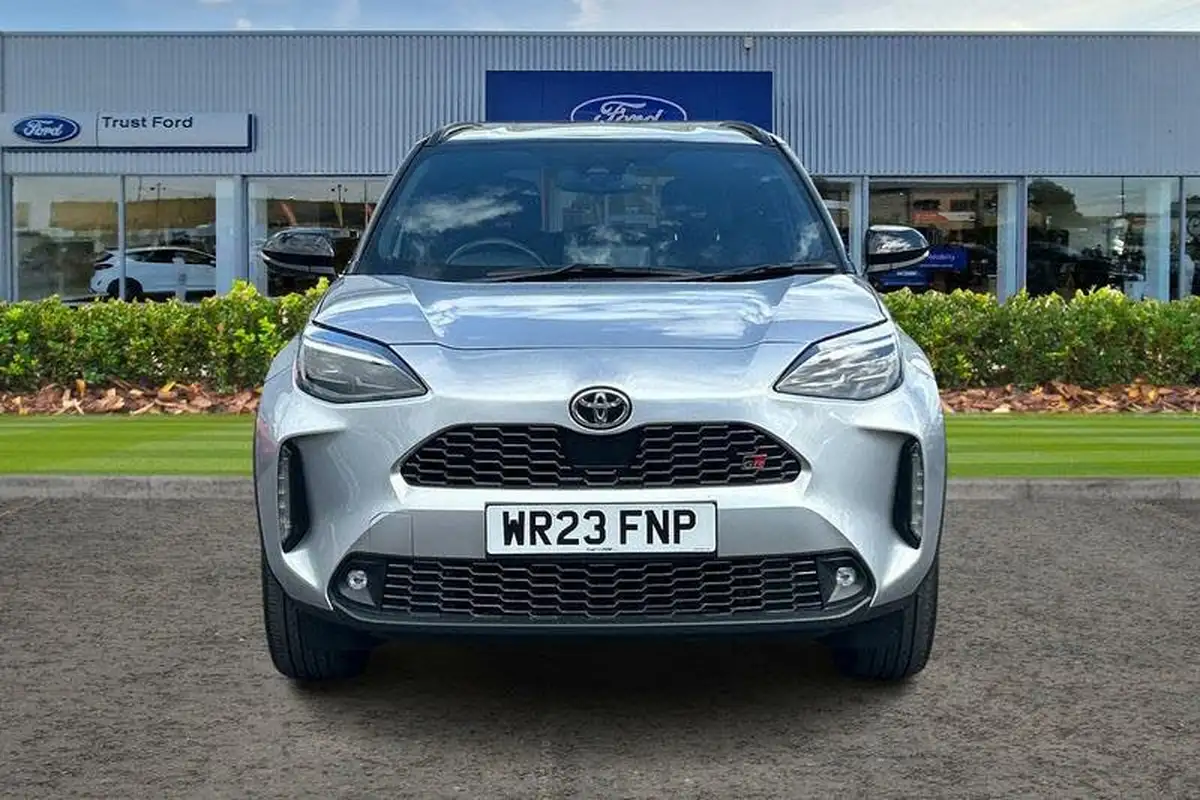 2023-toyota-yaris-cross-15-vvt-i-gr-sport-big-5