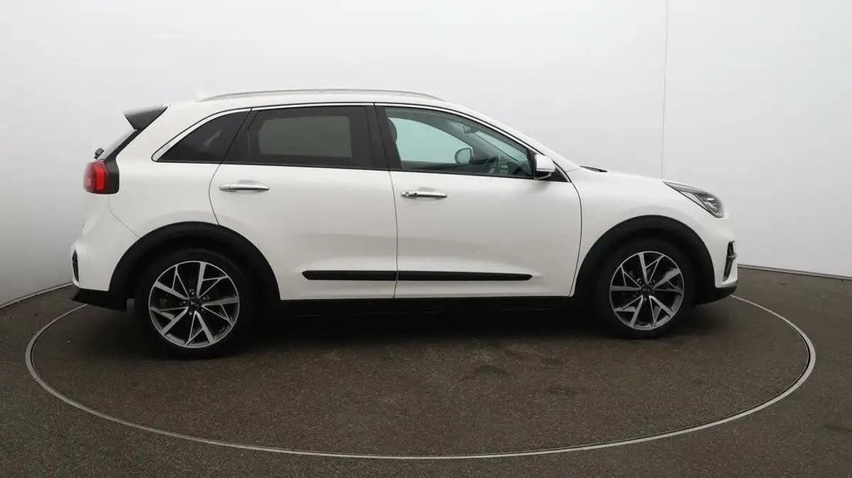 2021-kia-niro-16-gdi-4-156kwh-big-8