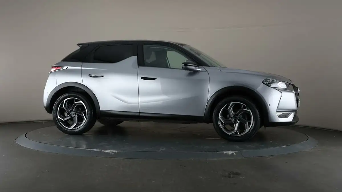 2022-ds-ds-3-crossback-12-puretech-rivoli-130ps-big-52