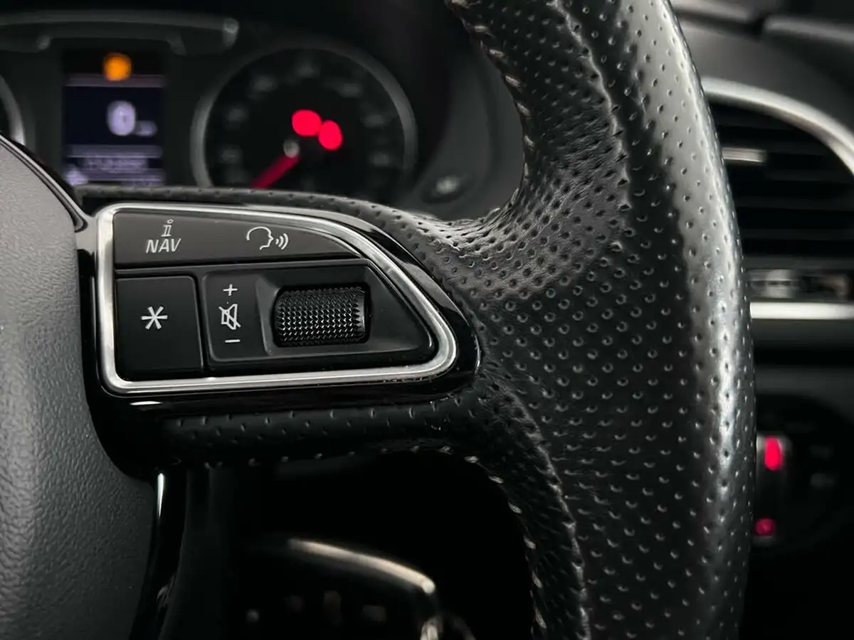 2016-audi-q3-14-s-line-tronic-big-19