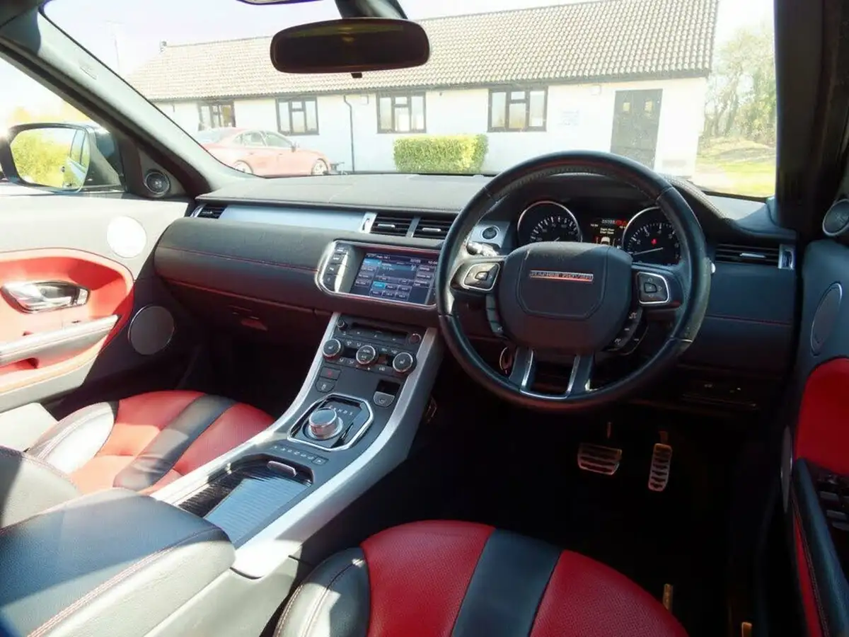 2011-land-rover-range-rover-evoque-20-dynamic-hatchback-5d-big-30