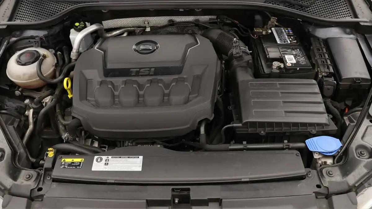2019-seat-leon-20-tsi-fr-sport-hatchback-big-18
