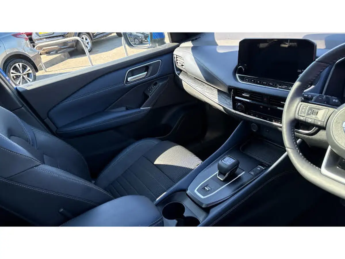 2022-nissan-qashqai-13-dig-t-tekna-158ps-xtronic-big-13