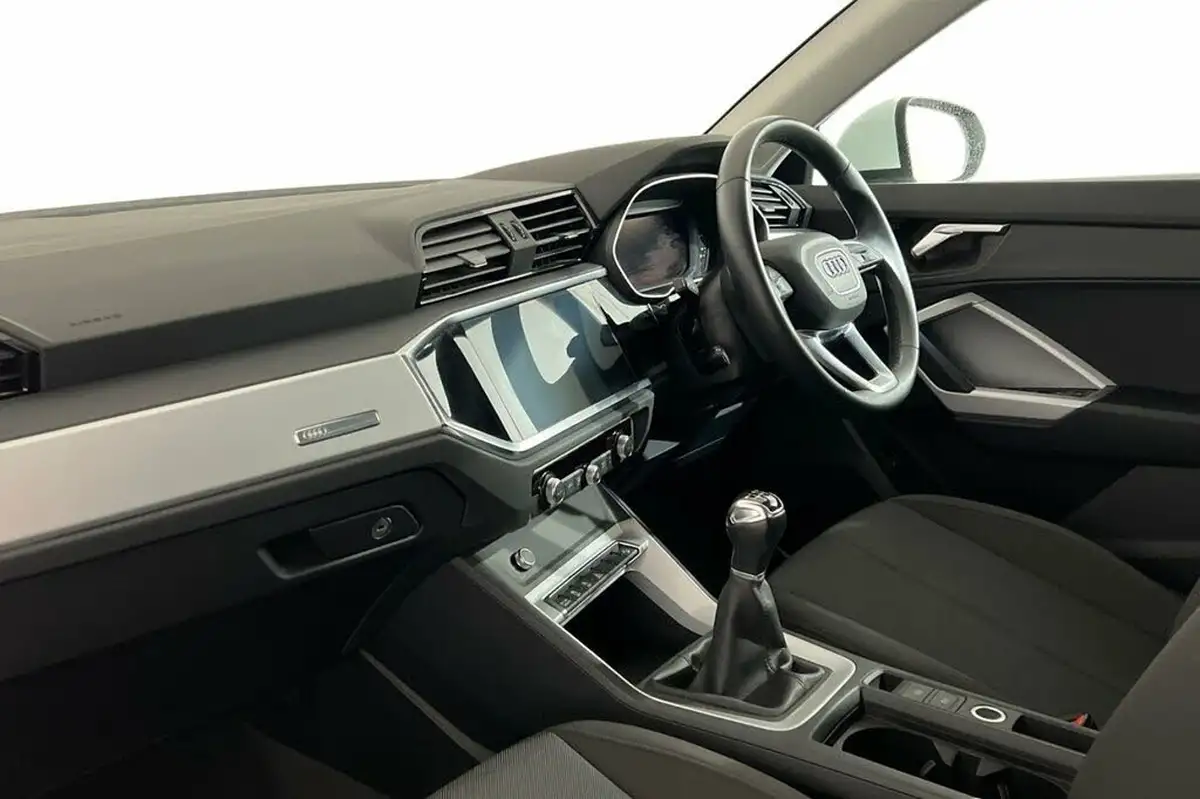 2021-audi-q3-15-35-tfsi-technik-cod-big-8