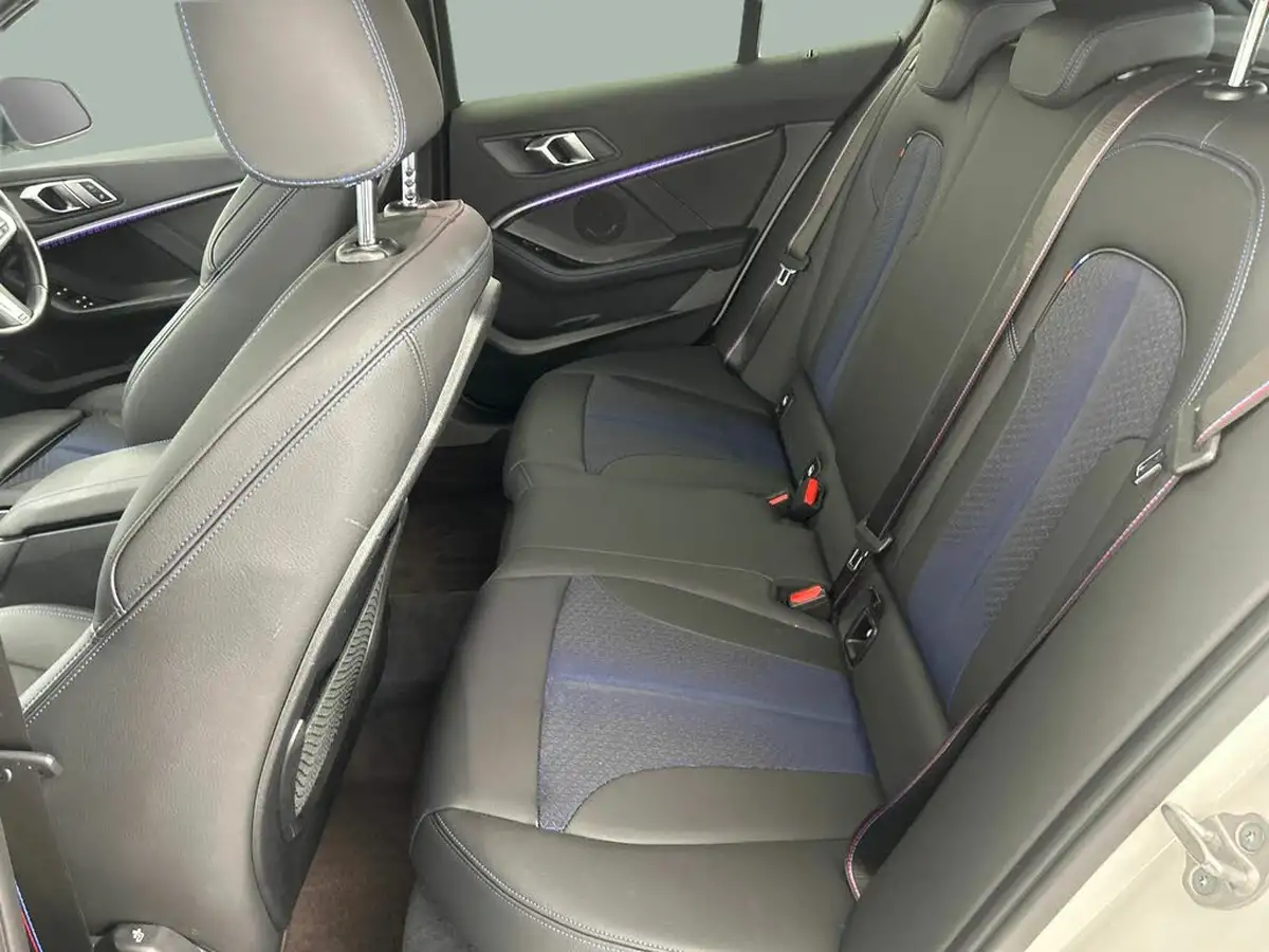 2022-bmw-1-series-15-118i-m-sport-lcp-big-22