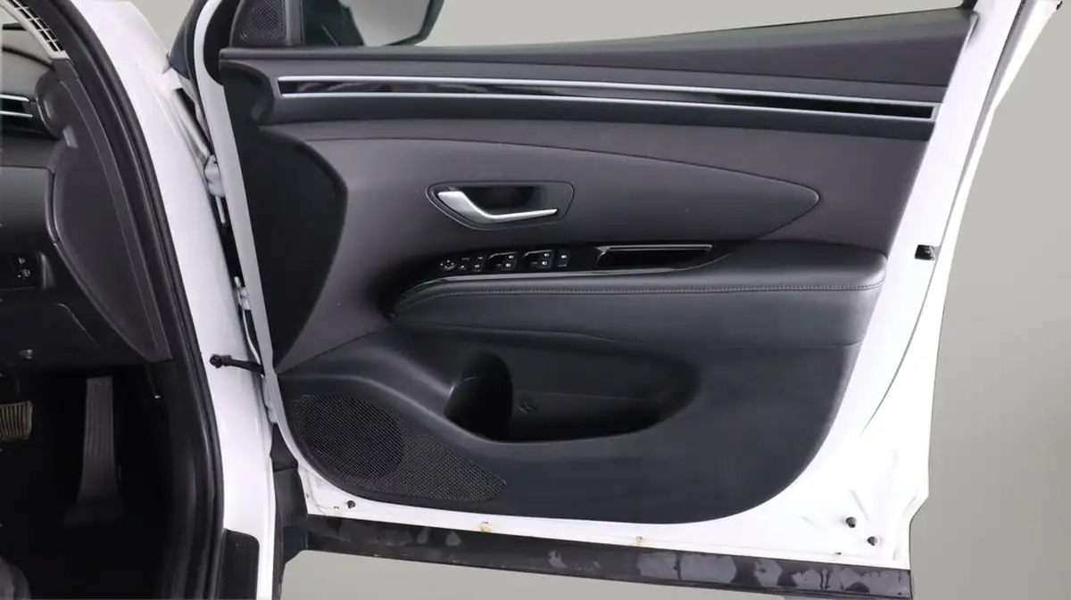 2021-hyundai-tucson-16-t-gdi-se-connect-150ps-48-volt-mhev-big-15