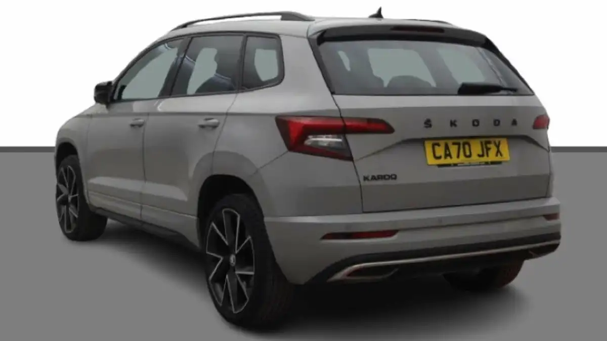 2021-skoda-karoq-15-tsi-sportline-dsg-big-2