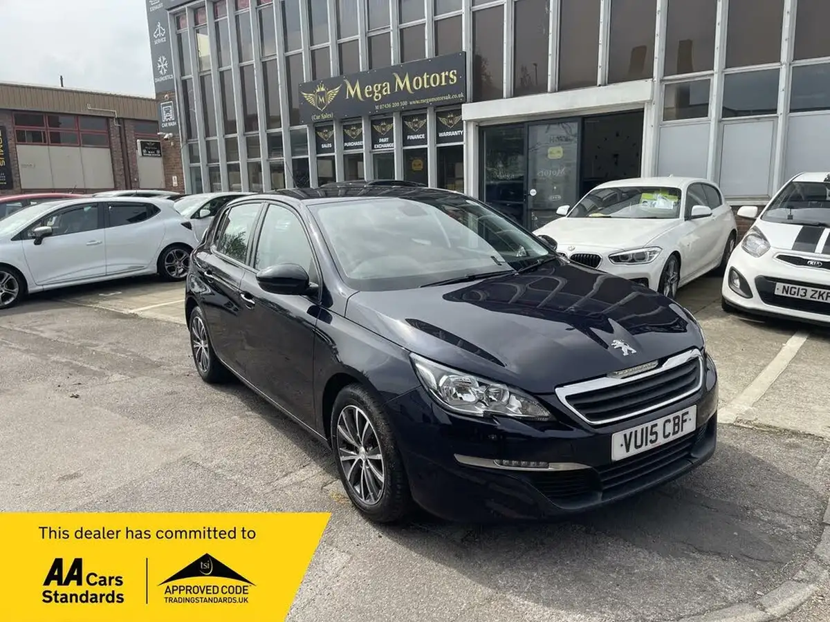 2015-peugeot-308-12-sportium-130bhp-big-0
