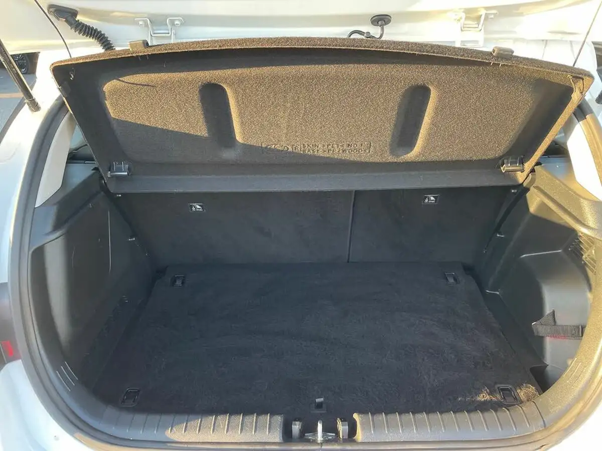 2022-hyundai-i20-10-t-gdi-se-connect-eclutch-imt-big-9