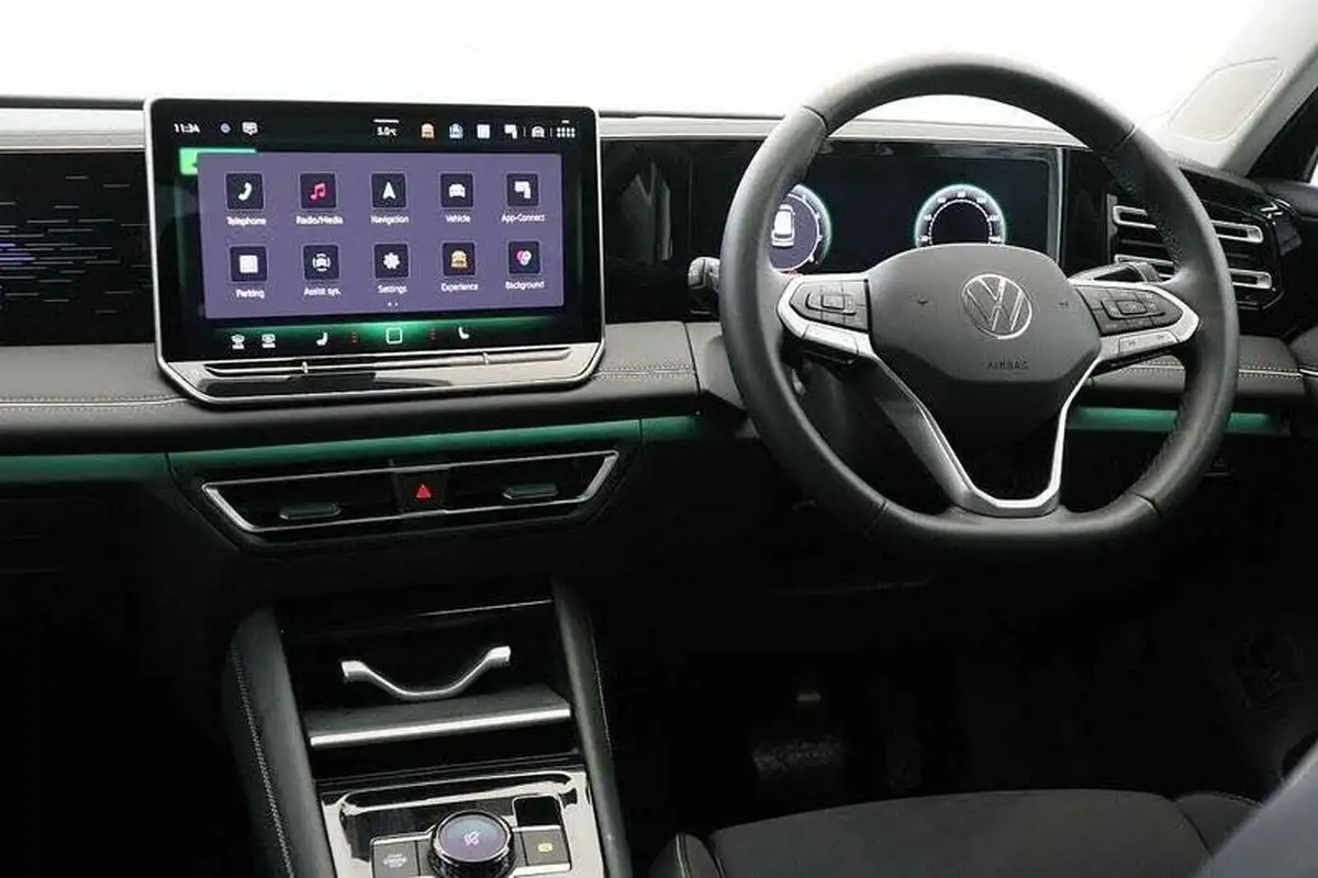 2024-volkswagen-tiguan-15-etsi-elegance-big-1