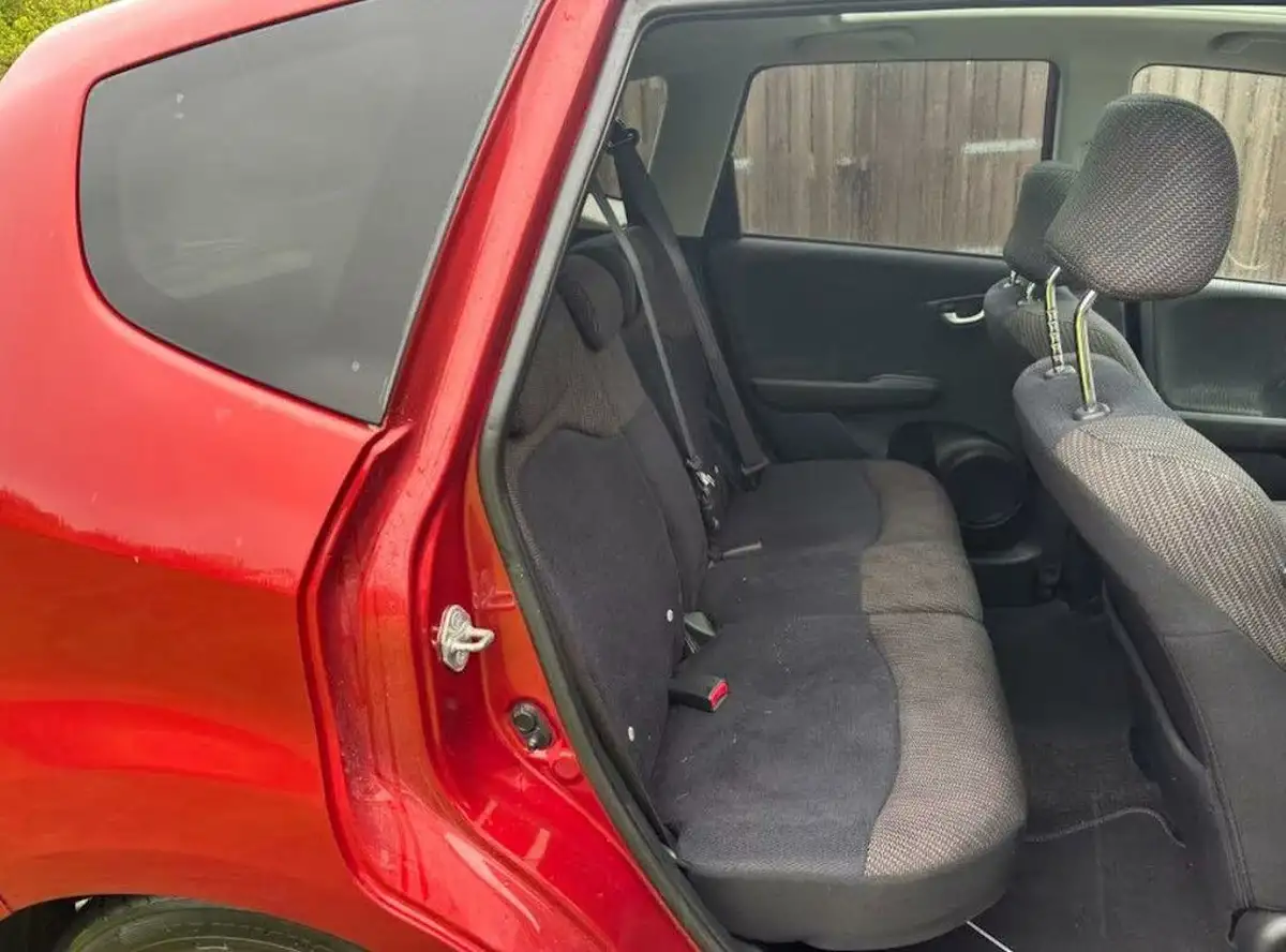 2014-honda-jazz-14-ex-big-6