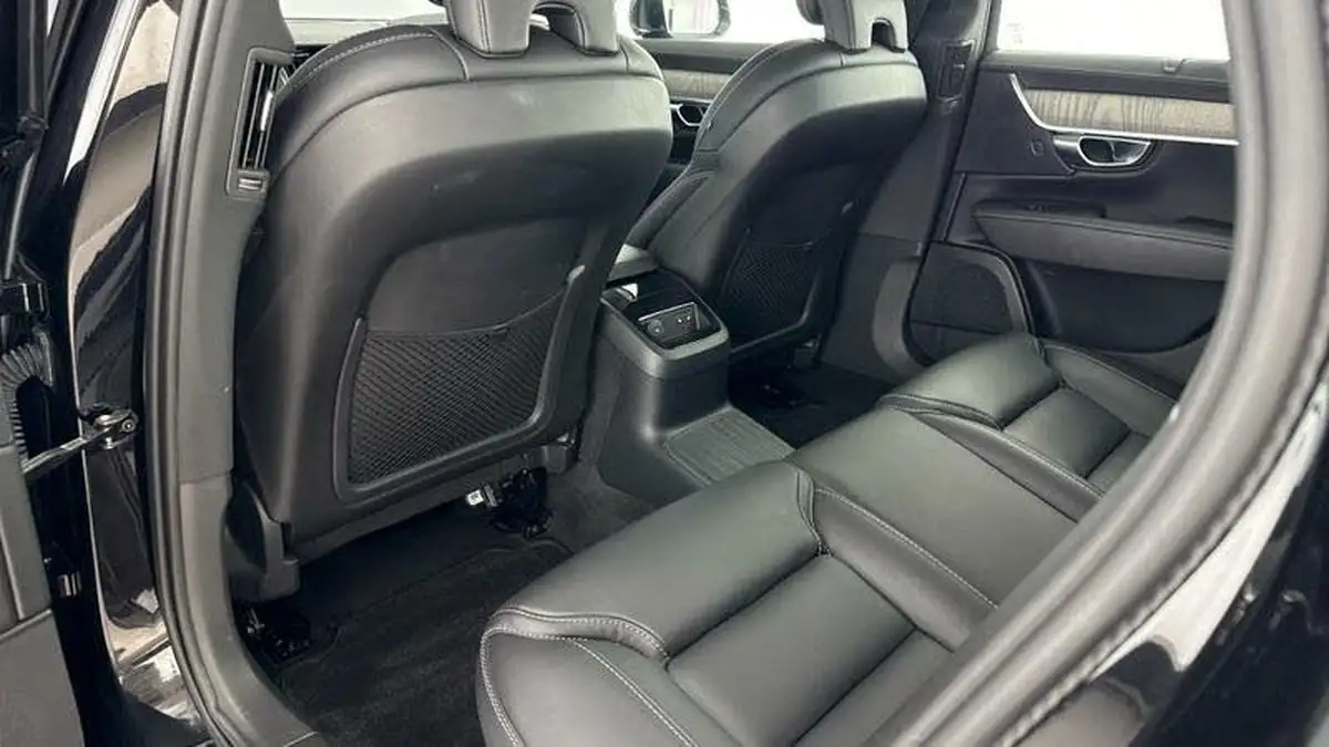 2021-volvo-s90-20-t8-inscription-455bhp-big-33