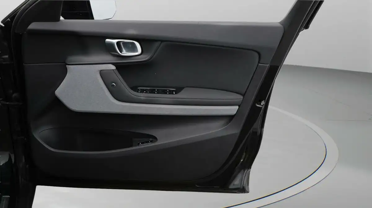 2023-polestar-polestar-2-e-ps2-165kw-standard-single-hatchback-big-15